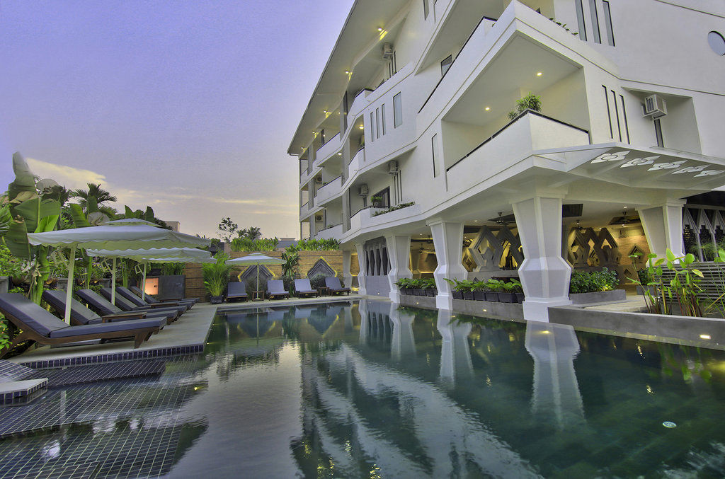 Central Suite Residence Σιέμ Ρέαπ Εξωτερικό φωτογραφία